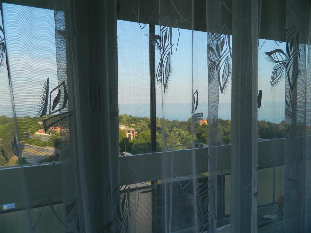 Appartement Happy Vacation 2 à Varna Extérieur photo